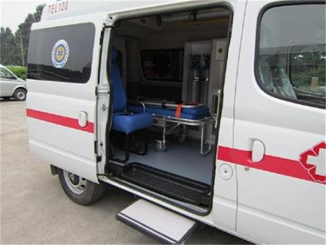 雅安救护车出租服务案例7
