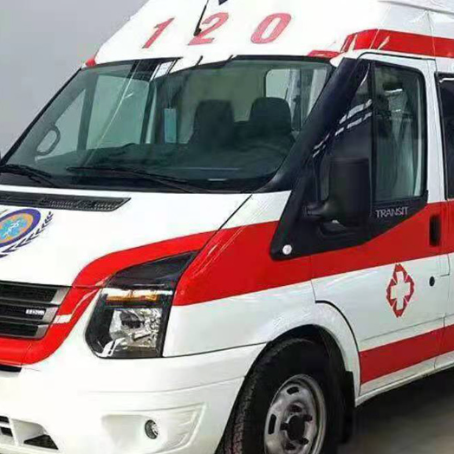 雅安非急救护送病人转院租赁救护车的优缺点对比